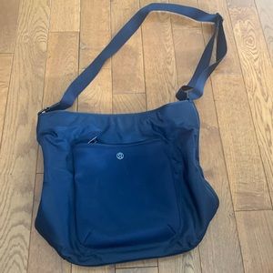 Lululemon All Set Bucket Bag